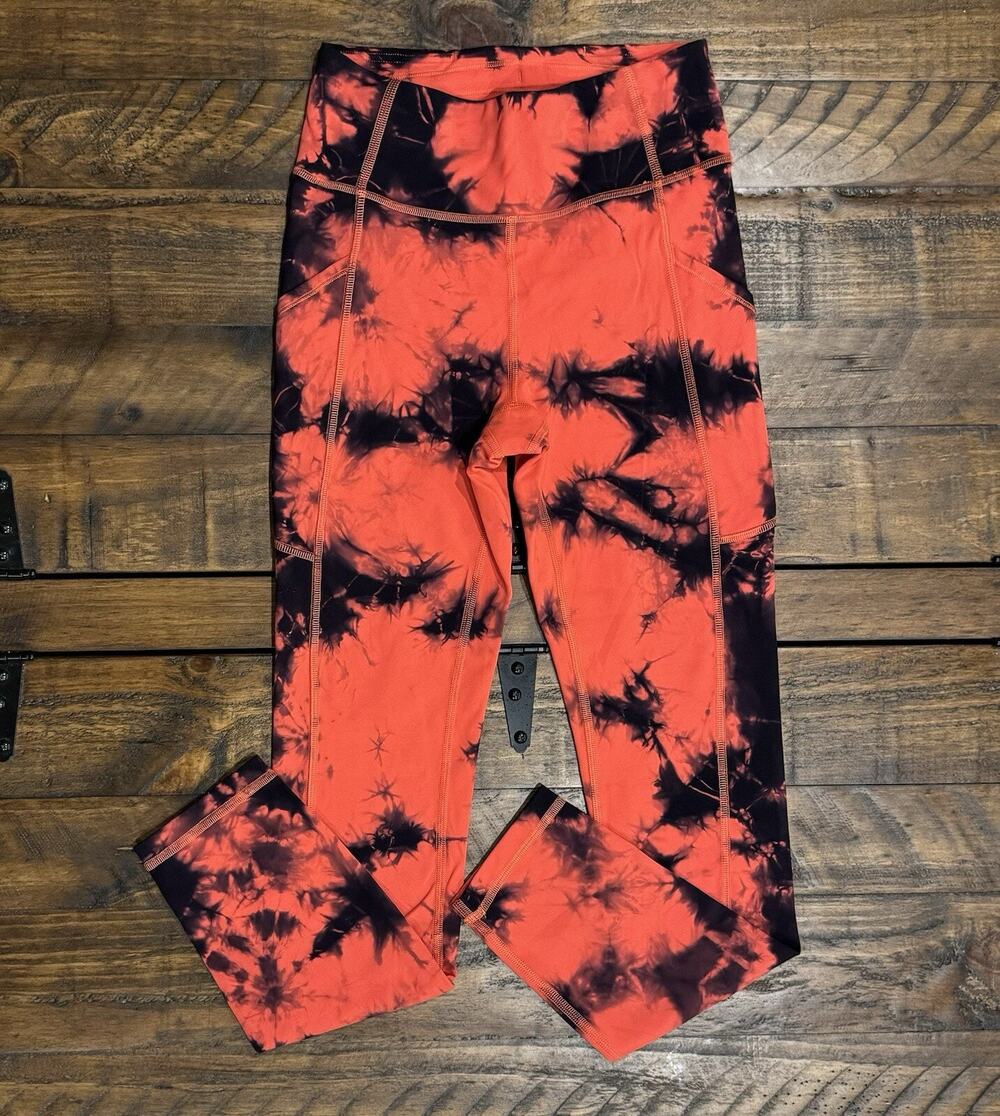 Lululemon Invigorate High Rise Legging 25" in Tie Dye Carnation Red Black Size 4